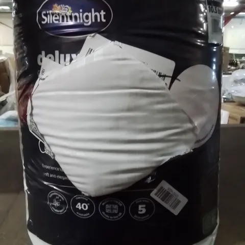 BAGGED SILENTNIGHT 10.5TOG DOUBLE DUVET 