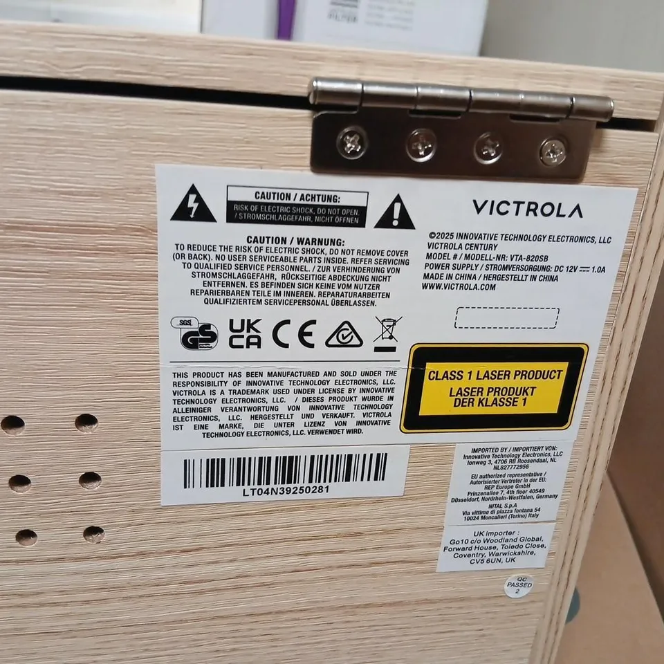 VICTROLA CENTURY ALL-IN-ONE TURNTABLE IN WOODEN CABINET