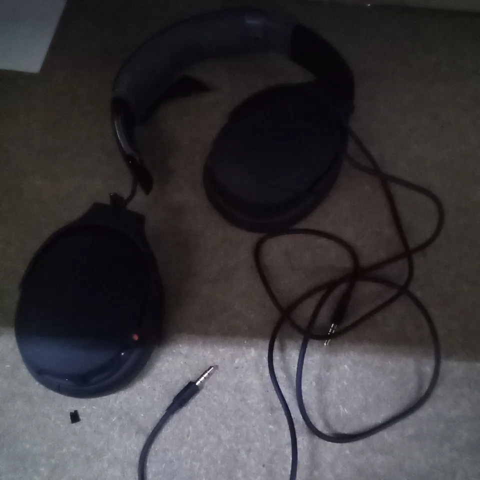 SKULLCANDY CRUSHER EVO WIRELESS OVER-EAR HEADPHONES