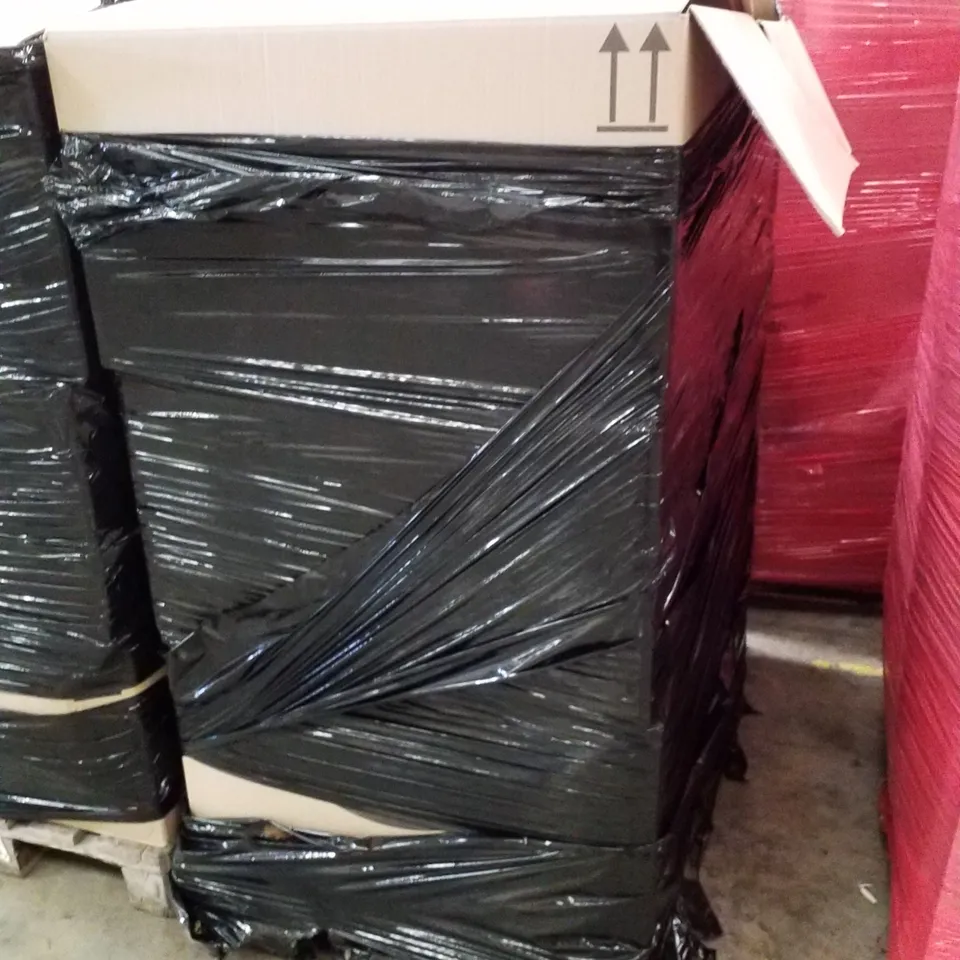 PALLET CONTAINING ASSORTED PRODUCTS INCLUDING 2024-2025 PLANNER, FACE MASKS, SONIC THE HEDGEHOG FIGURES, TORTOISE EDIBLE BEDDING, GNOOCHI BOARD & LAUNDRY BASKET 
