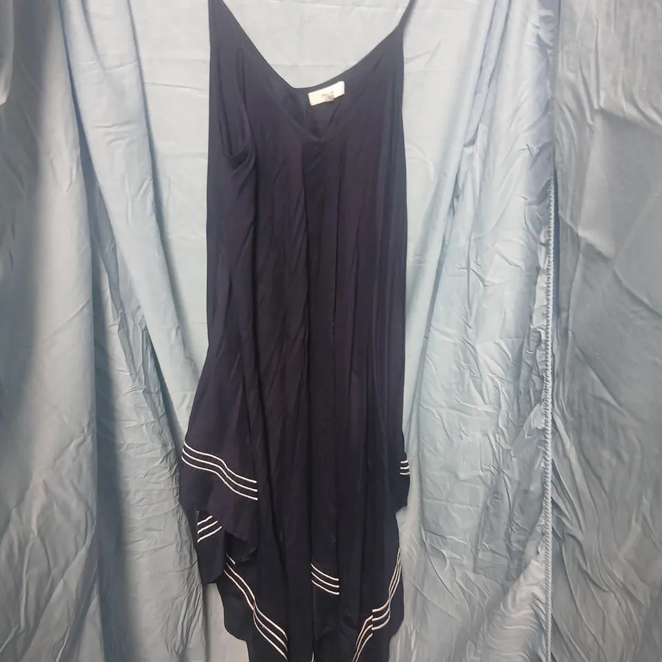 JOHN LEWIS NAVY MAXI DRESS WITH WHITE STRIPE HEM SIZE M