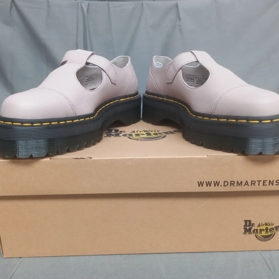 BOXED PAIR OF DR. MARTENS PLATFORM SHOES IN PALE PINK UK SIZE 8