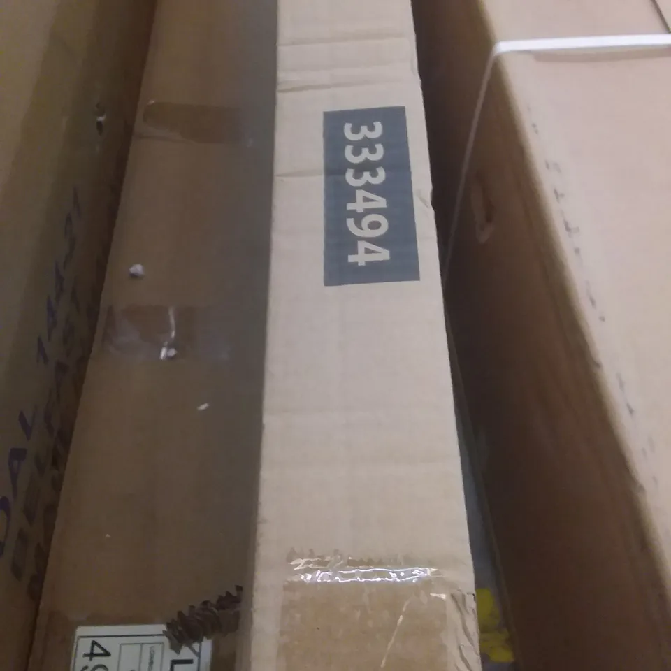 BOXED LASSIC OXFORD RADIATOR COVER - WHITE