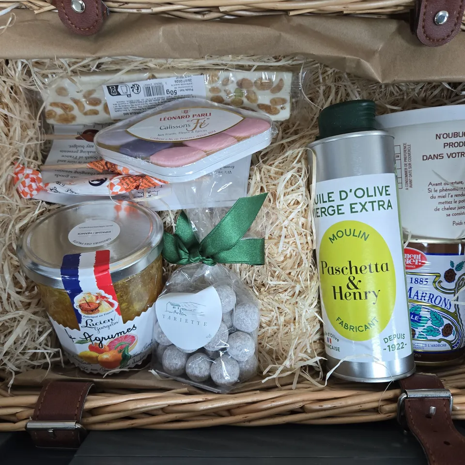 LUXURY FOOD HAMPER