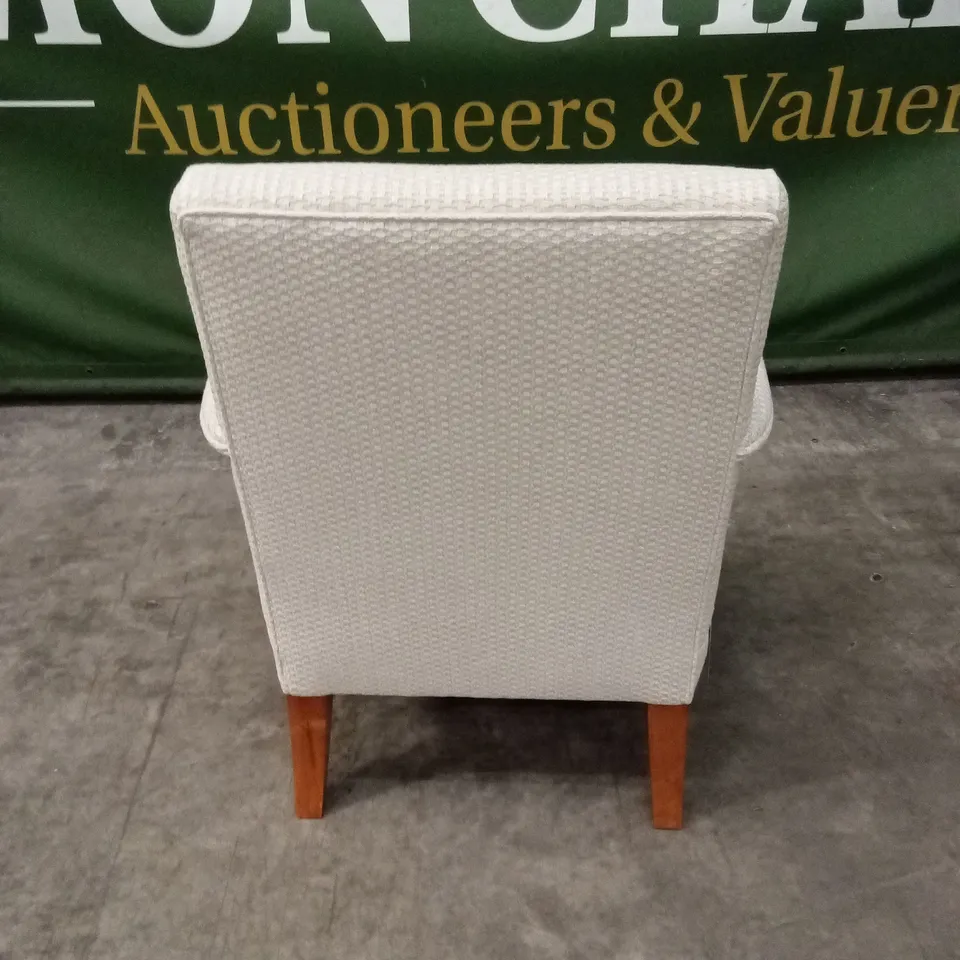 QUALITY HIGH-END DESIGNER FABRIC ACCENT CHAIR