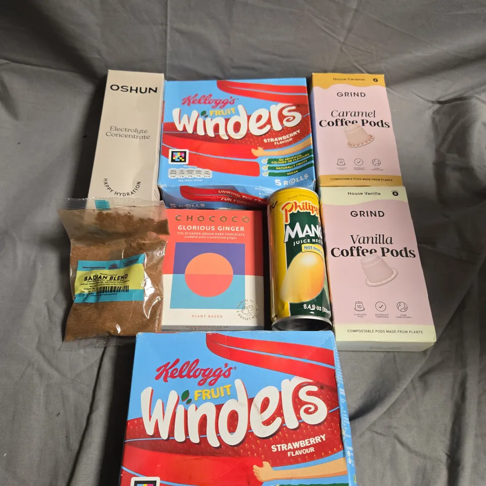 APPROXIMATELY 5 ASSORTED FOOD &DRINK ITEMS TO INCLUDE - FRUIT WINDERS, GRIND AND MANGO JUICE   - COLLECTION ONLY