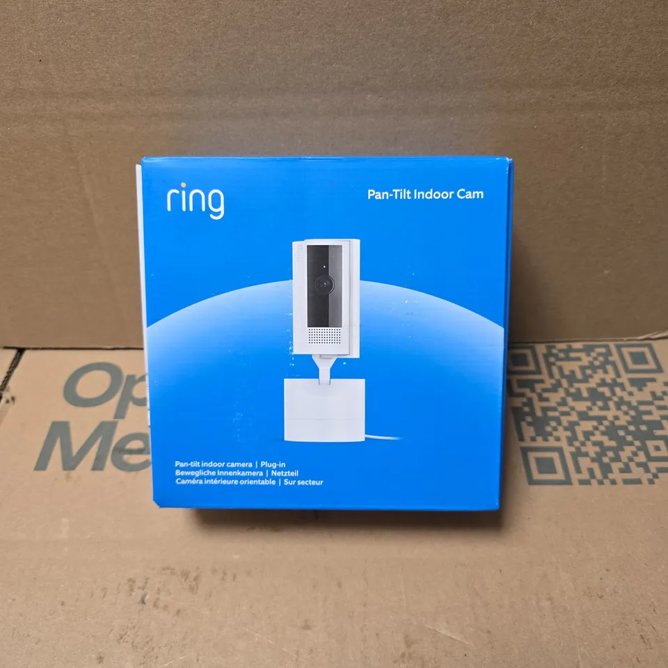 RING PAN TILT INDOOR CAM BOXED