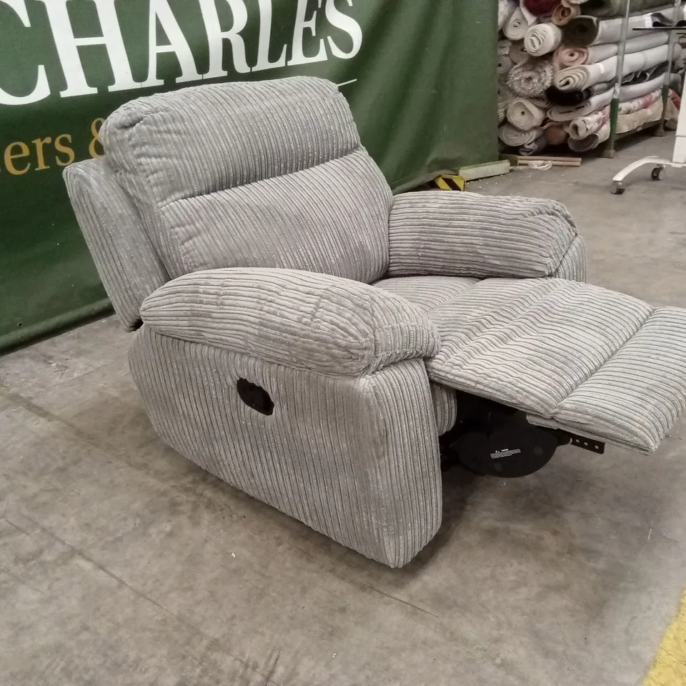 BARON FABRIC MANUAL RECLINER ARMCHAIR RRP £549