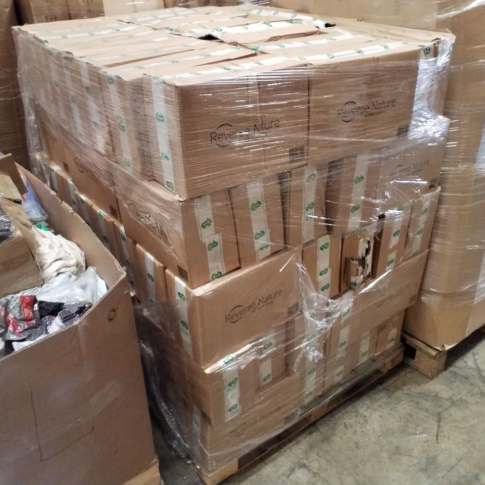 PALLET OF APPROXIMATELY 110 BOXES EACH CONTAINING 10 REVERSE NATURE HAND SANITISER 500ML BOTTLES