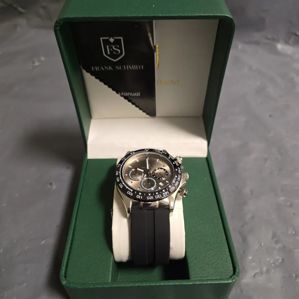 FRANK SCHMIDT SILVER DIAL GENTS WATCH WITH BLACK RUBBER STRAP