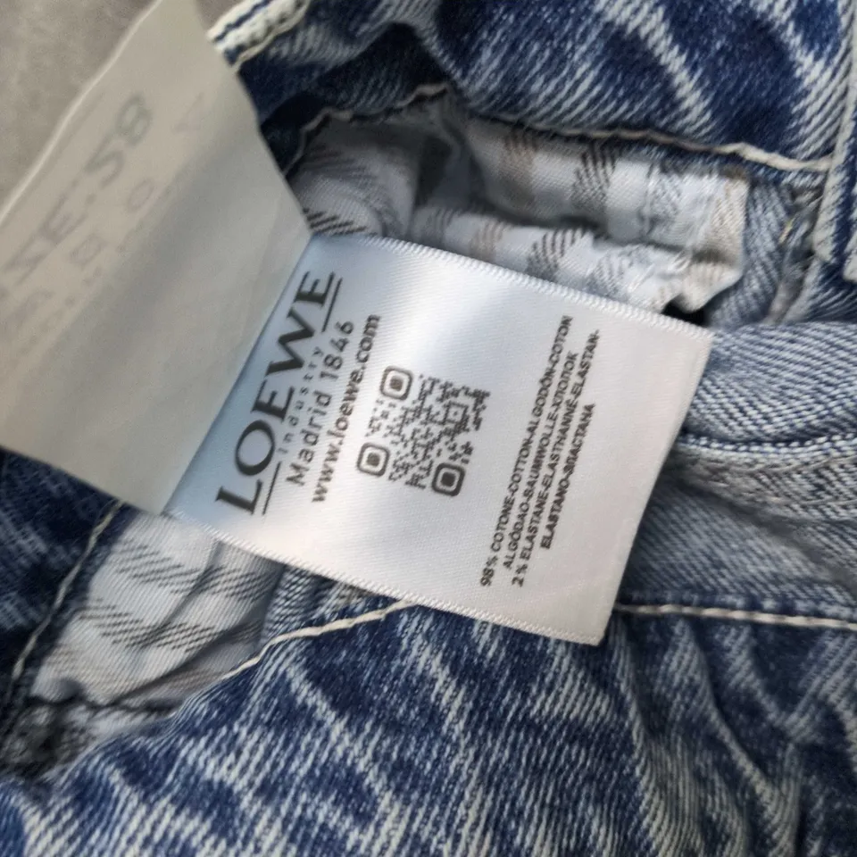 LOEWE DENIM JEANS – BLUE WASH UK 28
