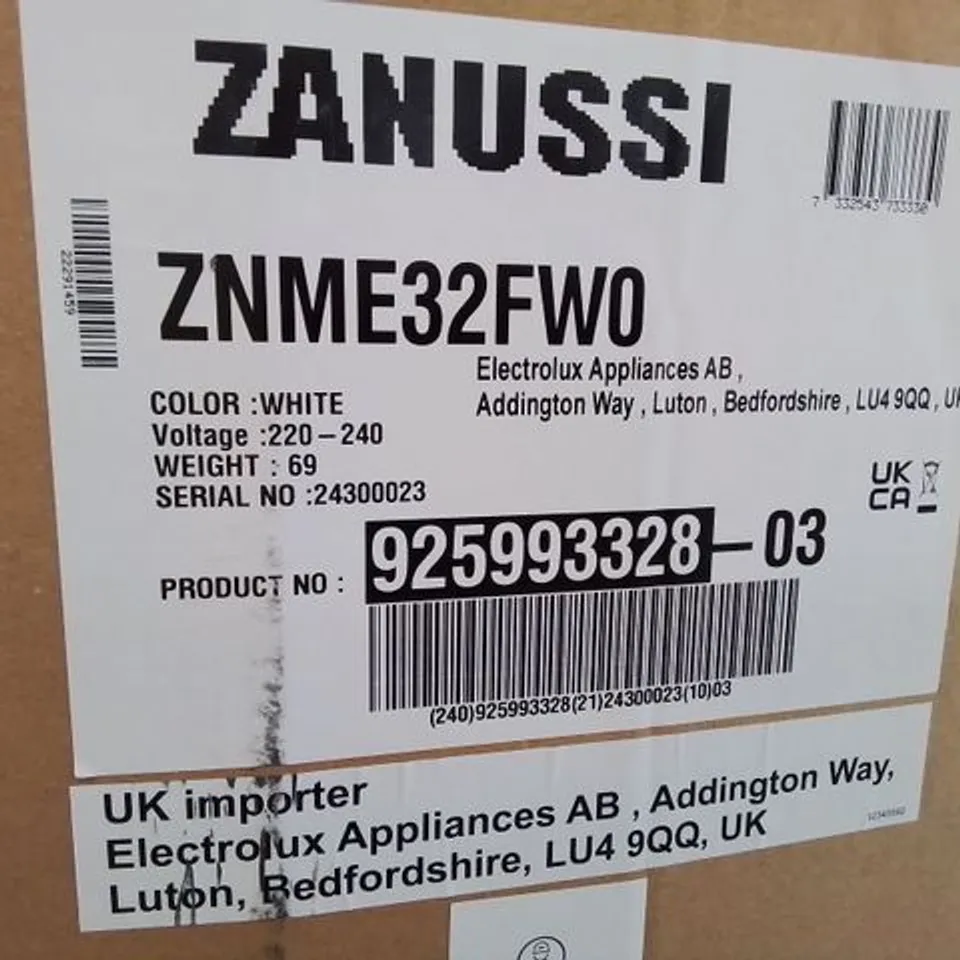 ZANUSSI SERIES 40 FROST FREE FREESTANDING 60/40 FRIDGE FREEZER Model ZNME32FWO RRP £550