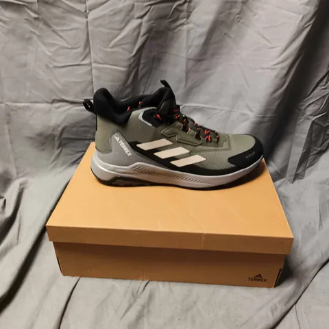 BOXED PAIR OF ADIDAS TERREX HIKING SHOES – KHAKI/BLACK - SIZE 12 