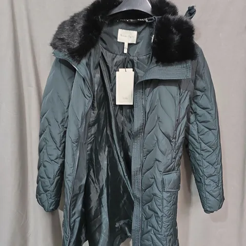 PHASE EIGHT WOMEN'S PADDED COAT WITH FAUX FUR TRIM – UK 12, DARK TEAL