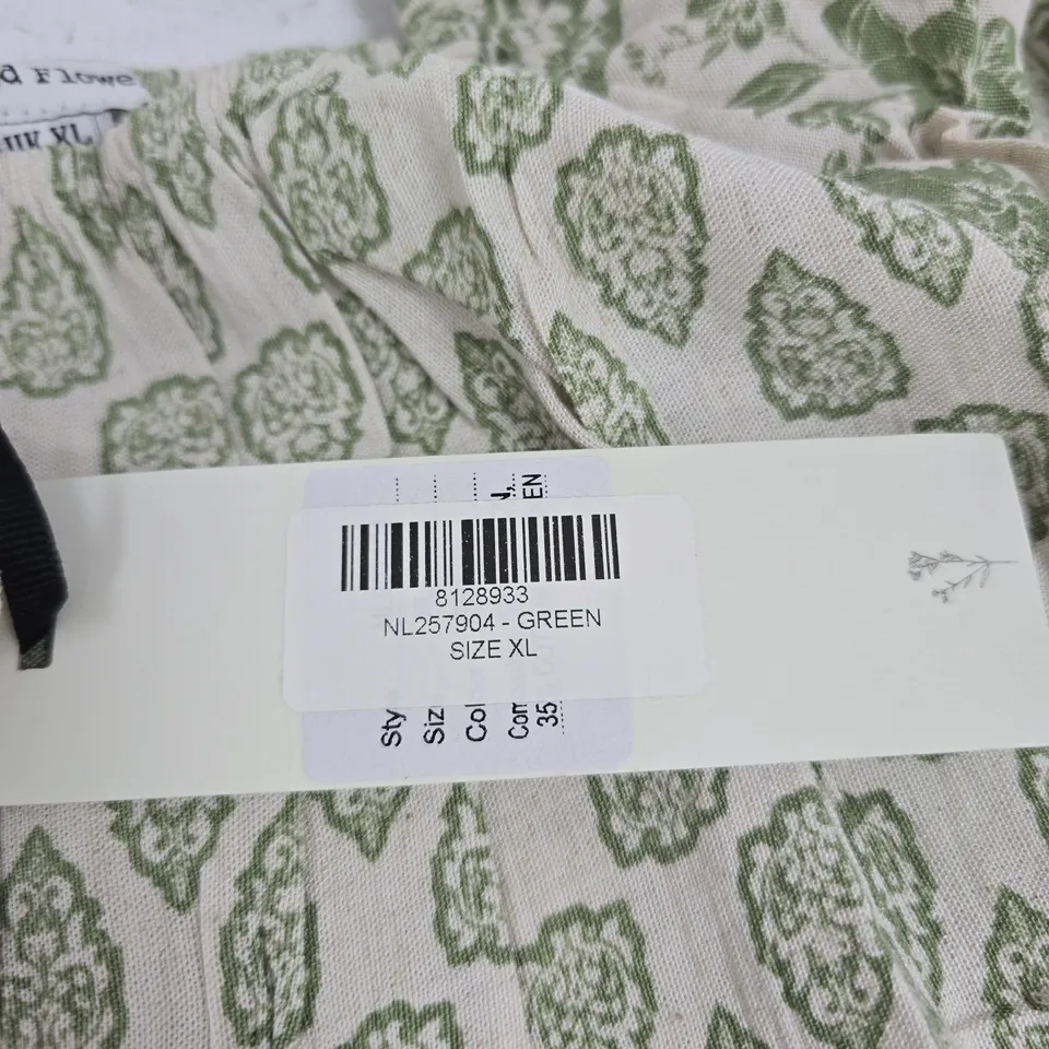 WILD FLOWER GREEN PRINT DRESS – WOMEN'S, UK SIZE XL