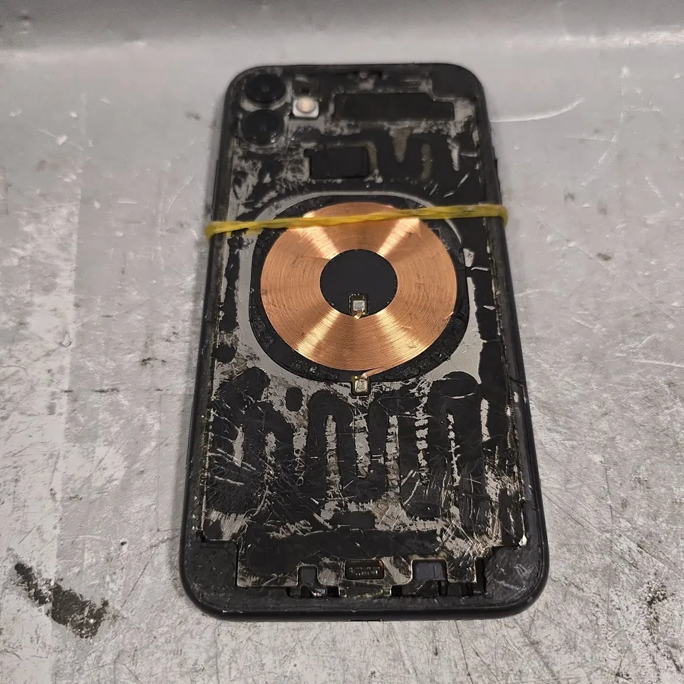 APPLE IPHONE - MODEL UNSPECIFIED