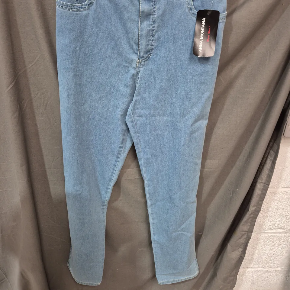 ARINA MONTANA DORA 4014 COMFORT FIT JEANS – UK 16 (EU 44) – 30" INSEAM – STONE