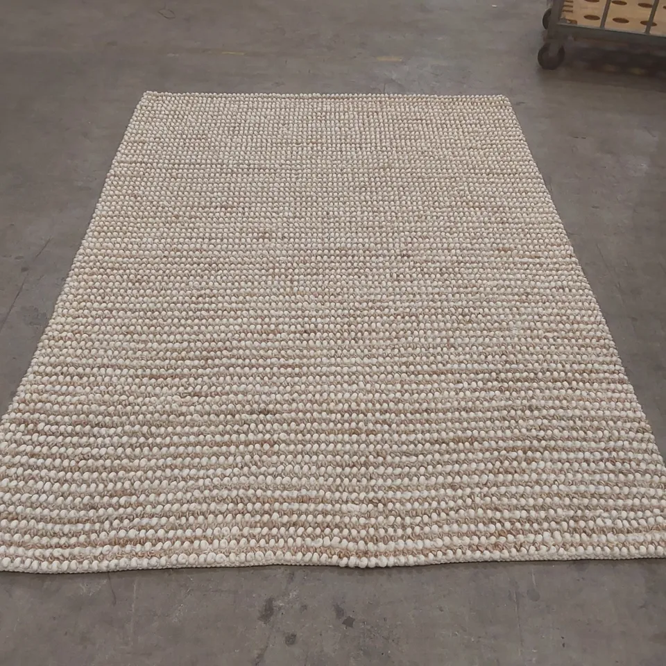 QUALITY DESIGNER AREA RUG - APPROXIMATELY 220 x 160cm