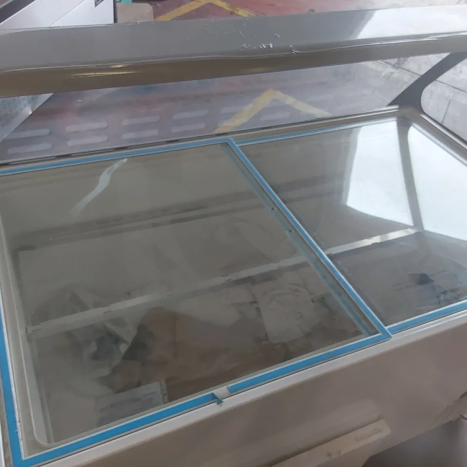 CRYSTAL OPTIMUS 16 ICE CREAM DISPLAY UNIT