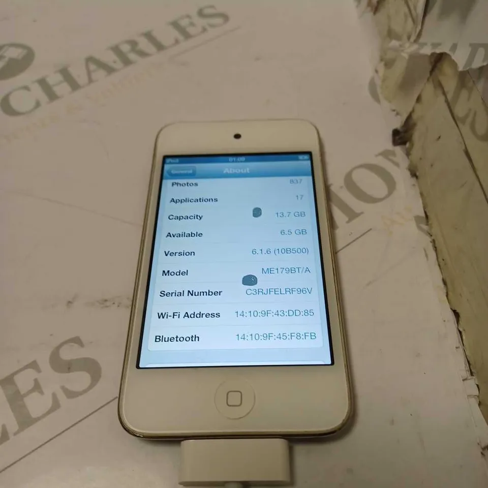 APPLE IPOD 16GB MODEL ME179BT/A