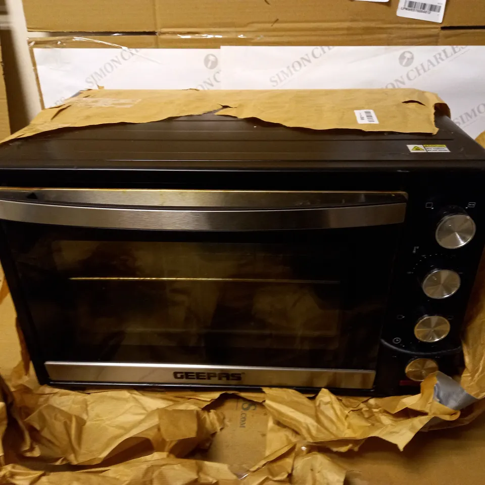 GEEPAS 48L MINI OVEN AND GRILL
