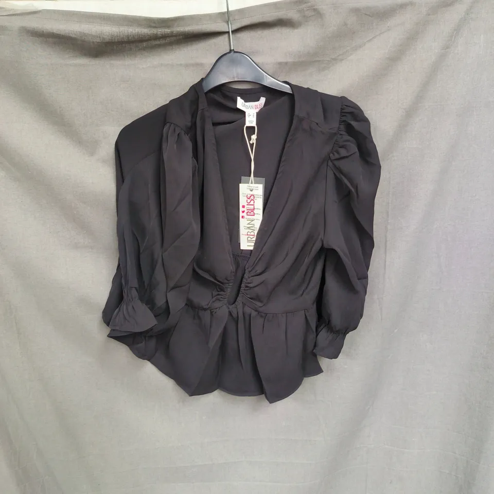 BOX OF APPROXIMATELY 60 URBAN BLISS WOMEN'S BLACK BLOUSE WITH RUCHED WAIST AND PUFF SLEEVES - SIZE 14 
