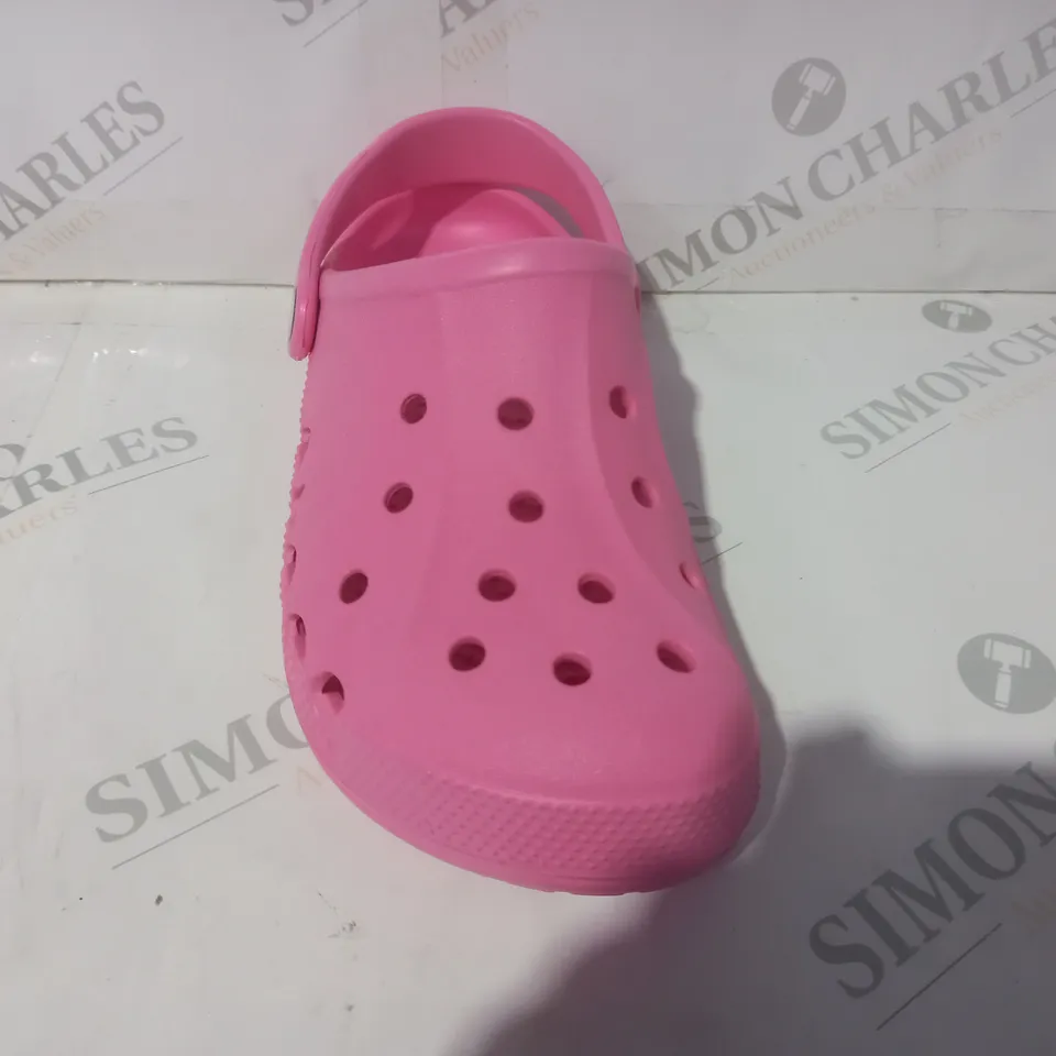 PAIR OF CROCS BAYA CLOGS IN PINK LEMONADE UK SIZE M4/W5