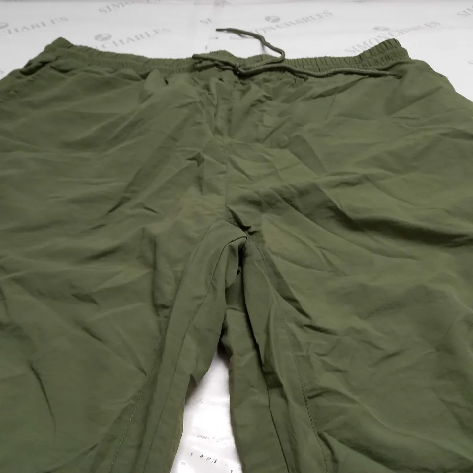 RUSSELL ATHLETIC STRETCH CARGO PANTS IN KHAKI - XXL