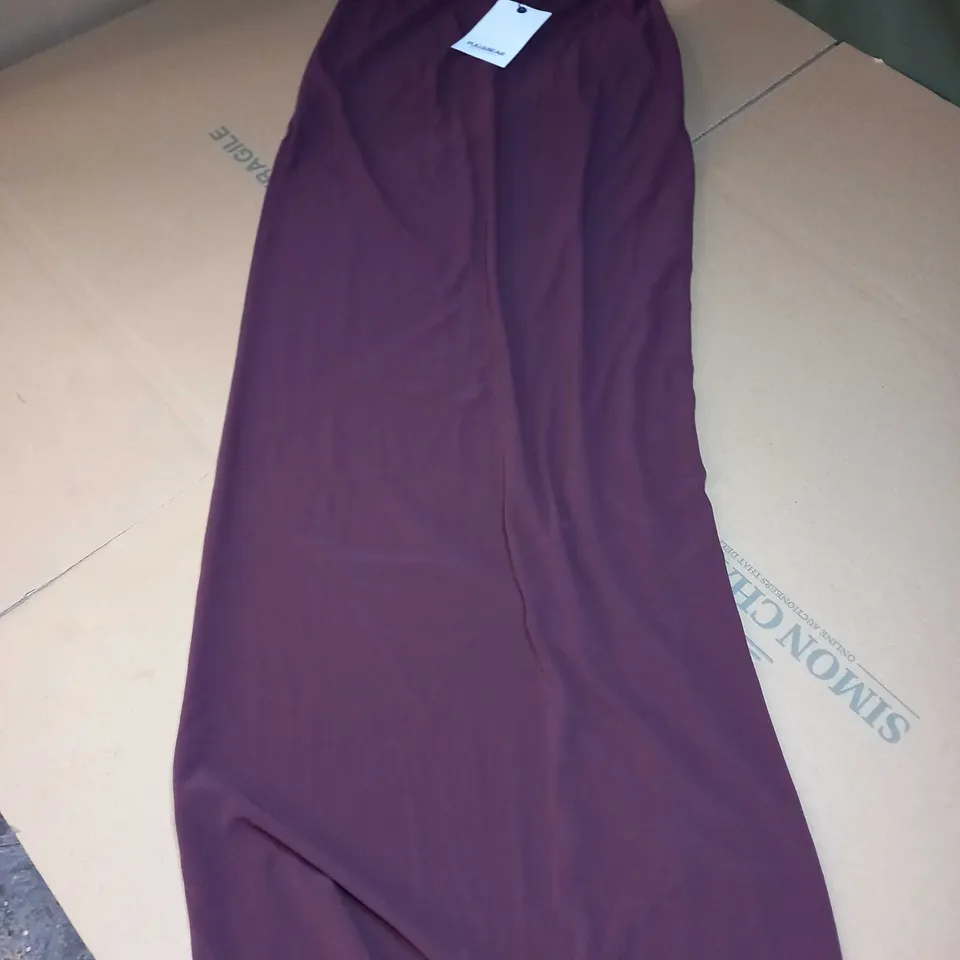 PULL & BEAR SLIP ON LONG SKIRT IN MAROON - SMALL