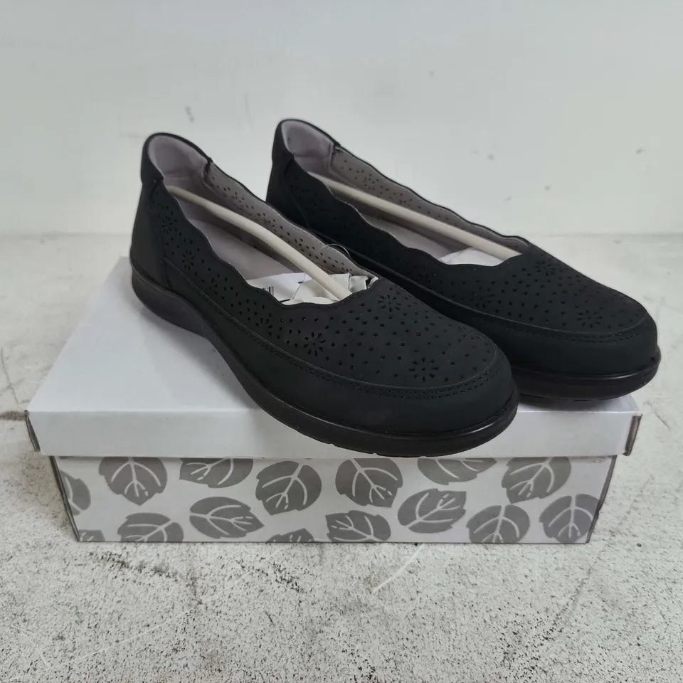 SHOE TREE COMFORT VIENNA BLACK WOMEN'S SHOES UK 4