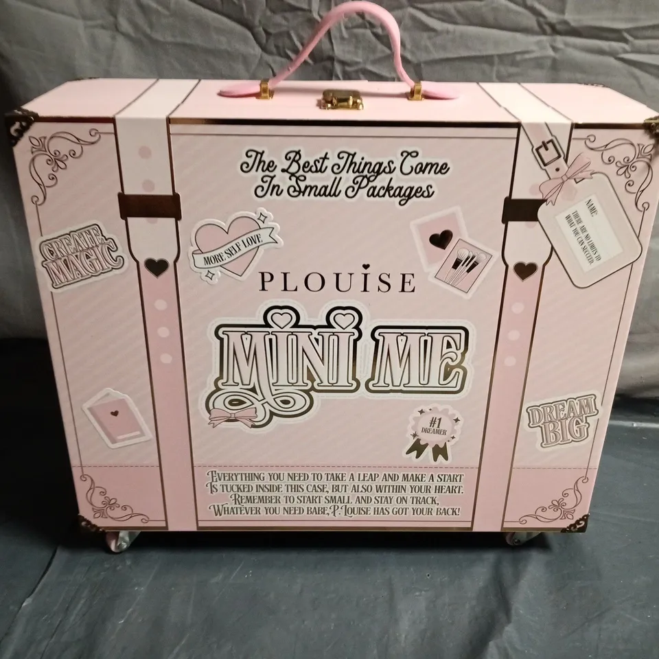 P LOUISE MINI ME PINK COSMETIC CASE – BOXED