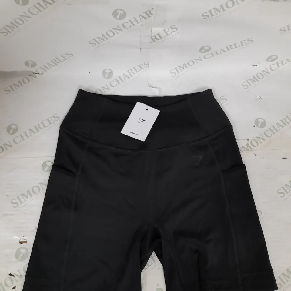 GYMSHARK POCKET BODY FIT SHORTS IN BLACK SIZE M