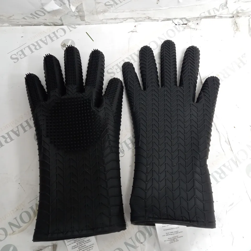 OUTLET COOK'S ESSENTIALS PAIR OF SCRUBBING GLOVES IN BLUE