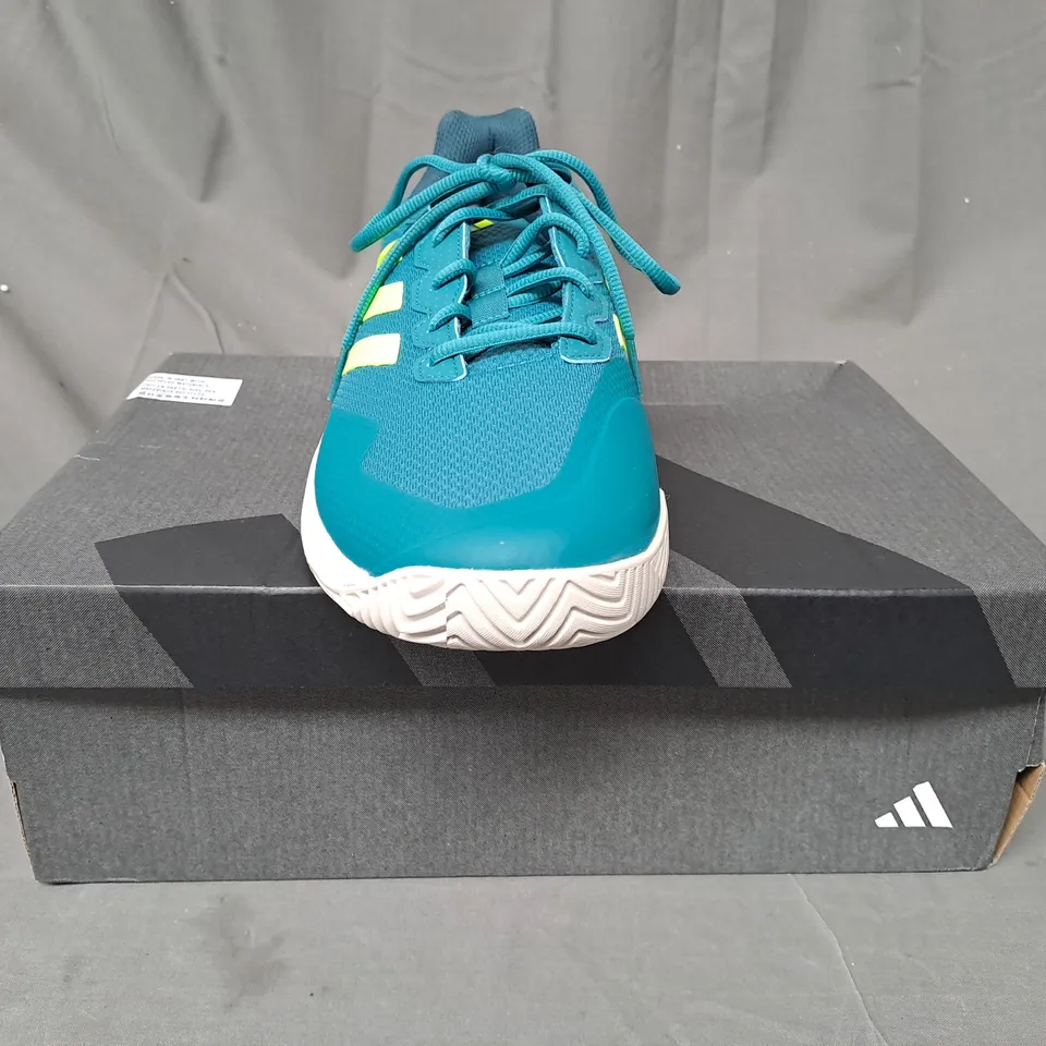 BOXED PAIR OF ADIDAS GAMECOURT 2 M SHOES IN TEAL/GREEN UK SIZE 11