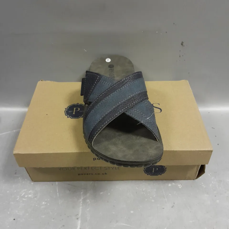 BOXED PAIR OF PAVERS DENIM STYLE SLIP ON SANDALS - 9