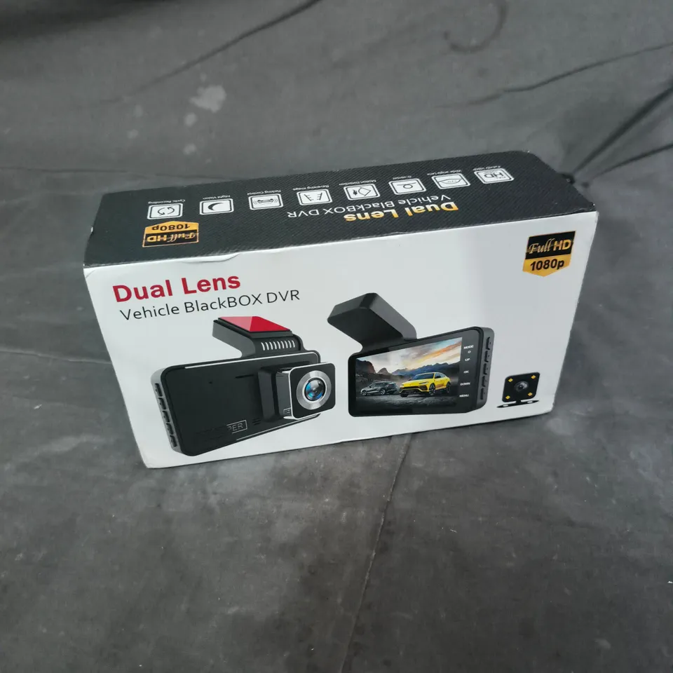 BOXED DUAL LENS VEHICLE DASH CAM 
