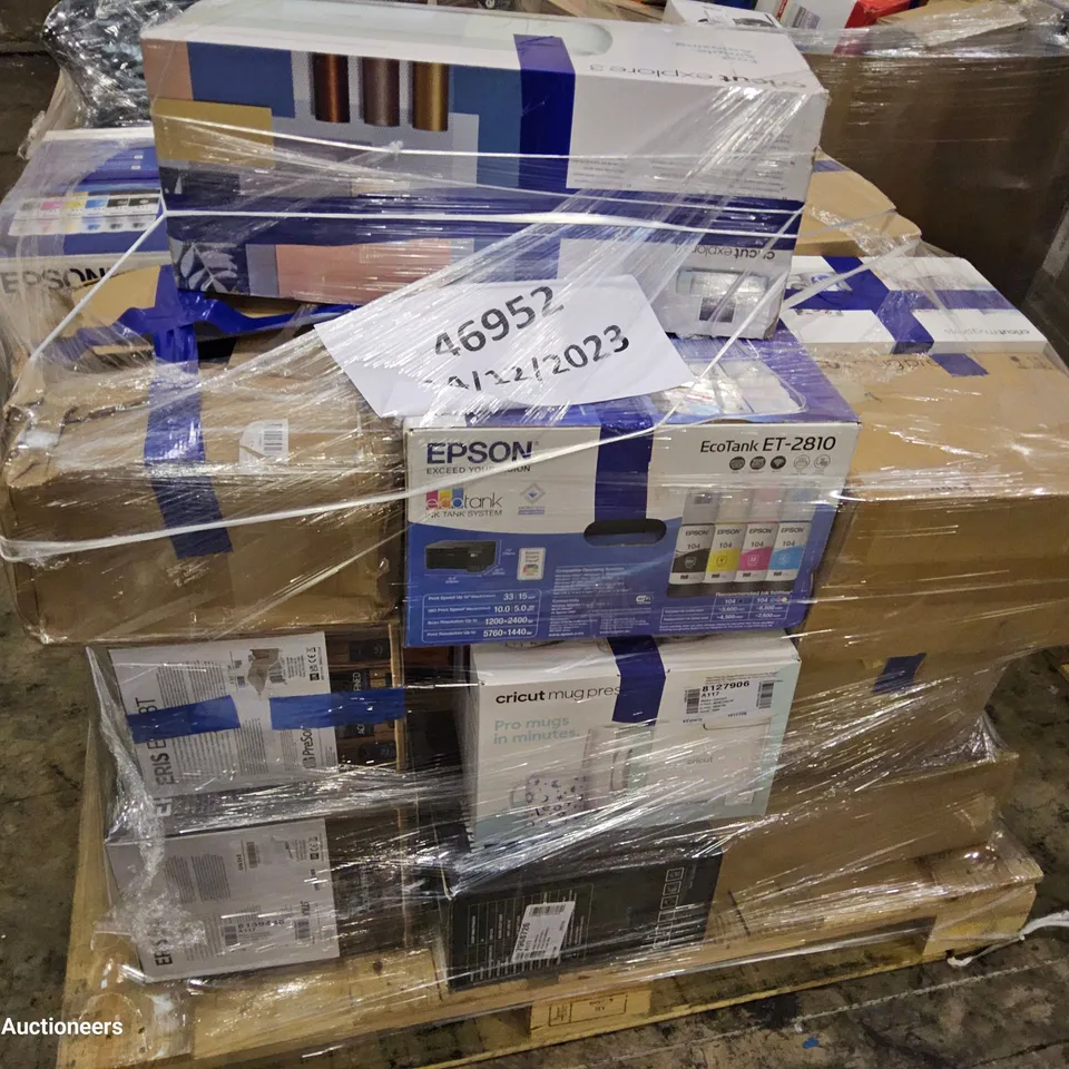 PALLET OF APPROXIMATELY 16 ASSORTED HOUSEHOLD & ELECTRICAL PRODUCTS TO INCLUDE
