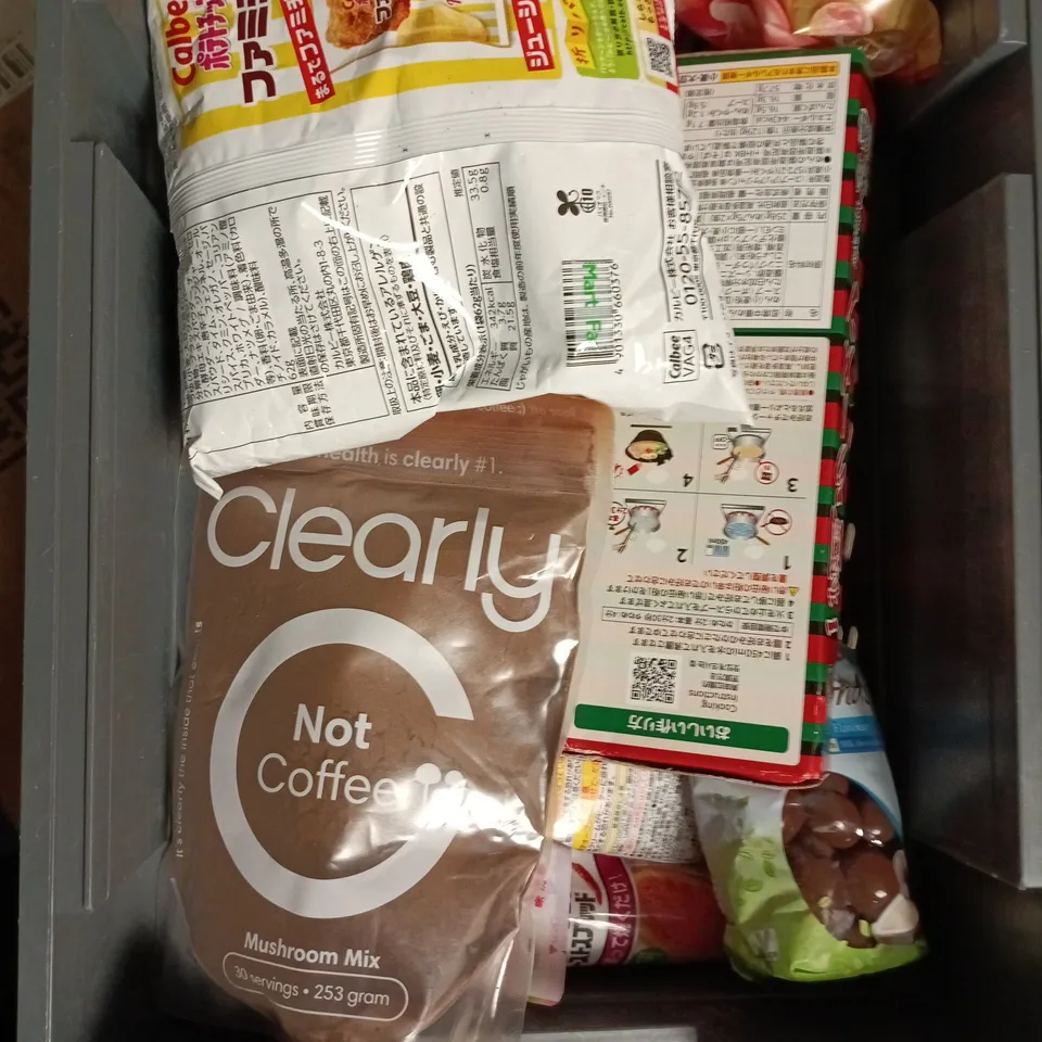 APPROXIMATELY 12 ASSORTED FOOD AND DRINKS ITEMS TO INCLUDE - SNICKERS BAR, TRADER JOES RANCH SEASONING, M&S CHOCOLATE MARZIPAN ETC 