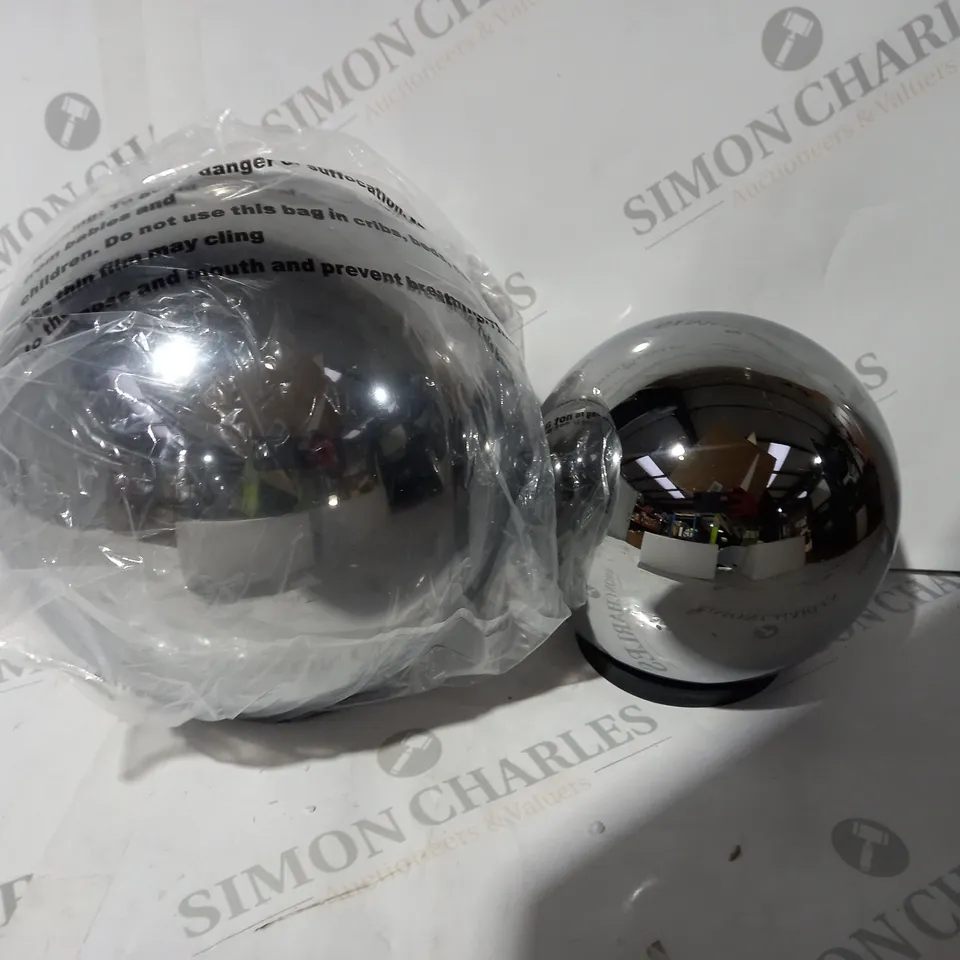 BOXED KELLY HOPPEN SET OF 2 INDOOR OUTDOOR PRELIT GLASS DECOR, REFLECTIVE ORBS