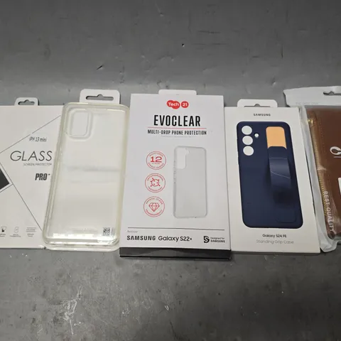 APPROXIMATELY 15 ASSORTED ITEMS TO INCLUDE - SAMSUNG GALAXY S24 FE GRIP CASE , PHONE CASES , GLASS SCREEN PROTECTOR ETC