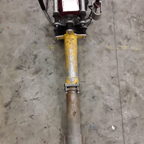 ROBEL 2 STROKE VERTICAL TAMPER