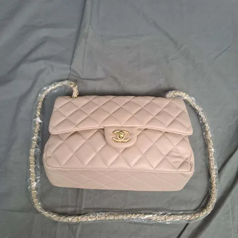 CHANEL QUILTED GOLD CHAIN HANDBAG IN TAN