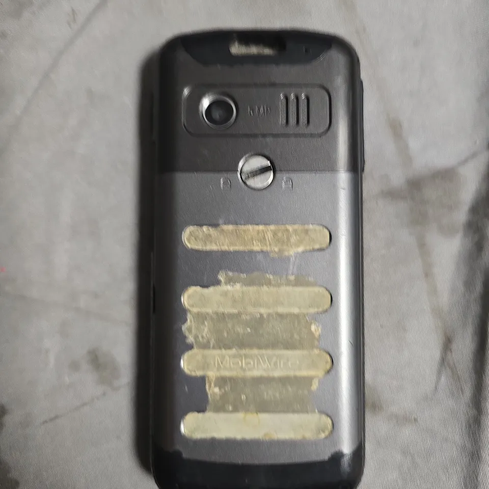 MOBIWIRE DAKOTA MOBILE PHONE 