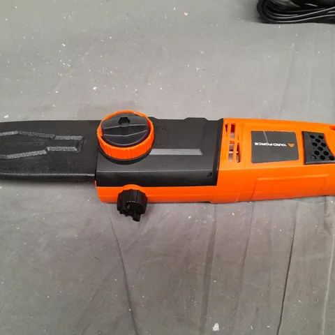 BOXED YARD FORCE 750W EXTENDABLE POLE PRUNER / COLLECTION ONLY