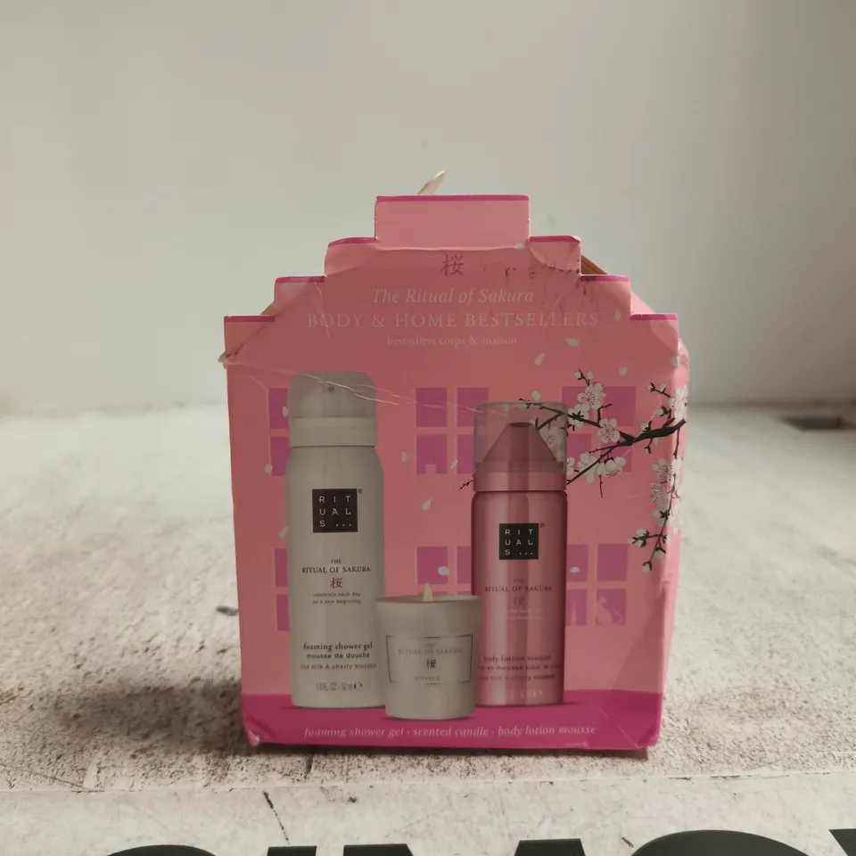 RITUALS THE RITUAL OF SAKURA GIFT SET – FOAMING SHOWER GEL, BODY LOTION MOUSSE & CANDLE