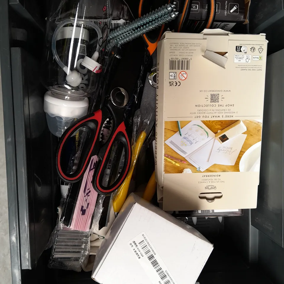 APPROX 20 ASSORTED HOUSEHOLD ITEMS TO INCLUDE J&D 150MM PLIERS, BOND IT INSTANT GRAB FILLING ADHESIVE AND SHARK TUFF ALUMINIUM SECATEURS 