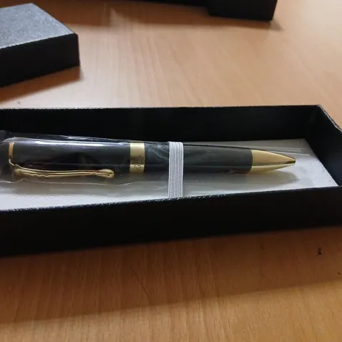 GAMAGES PEN – BLACK BARREL WITH GOLD TRIM, BOXED (GAA001)