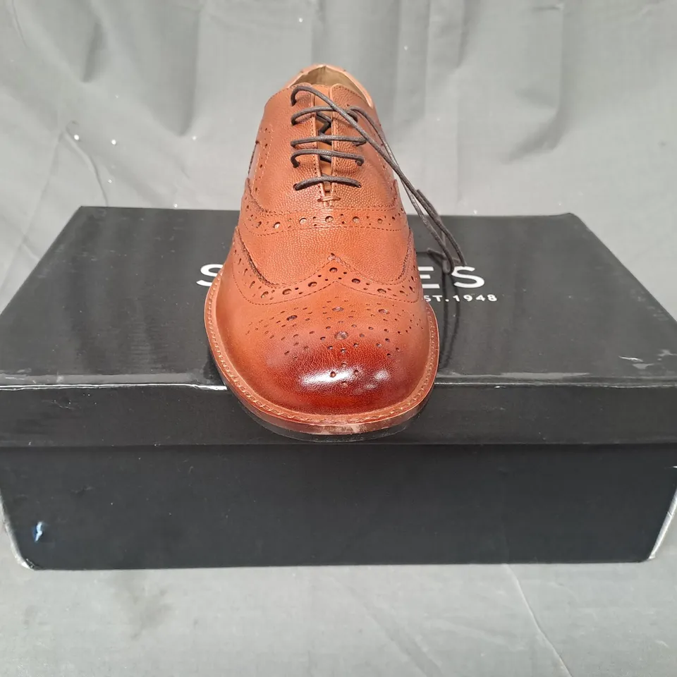 BOXED PAIR OF SKOPES LACE UP SHOES IN TAN (ODD SIZES)