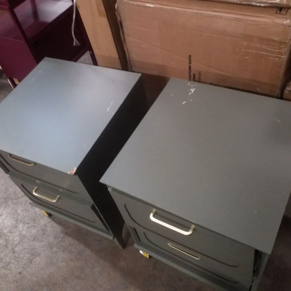SET OF 2 HARRINGTON 2 DRAWER BEDSIDE TABLES