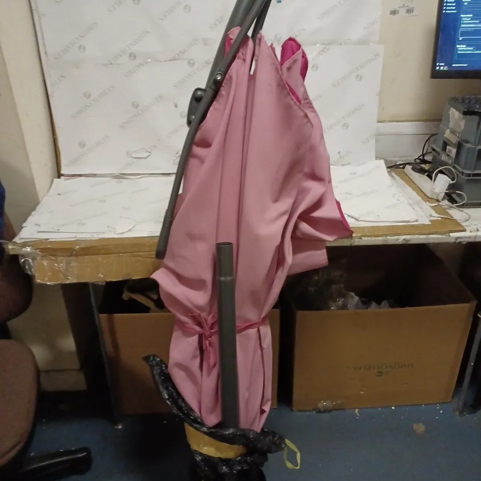 BOXED INNOVATORS EASY UP 2.7M UMBRELLA BRIGHT ROSE - COLLECTION ONLY